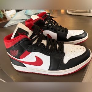 Air Jordan 1 Mid Gym Black Red Men 10